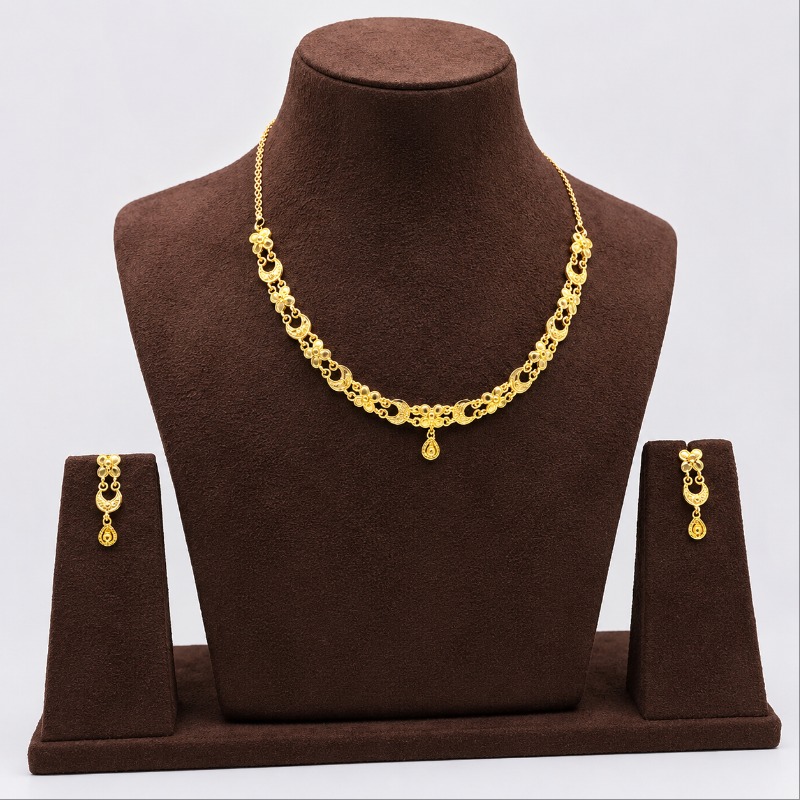 925 SILVER GOLD PLATED NECKLACE